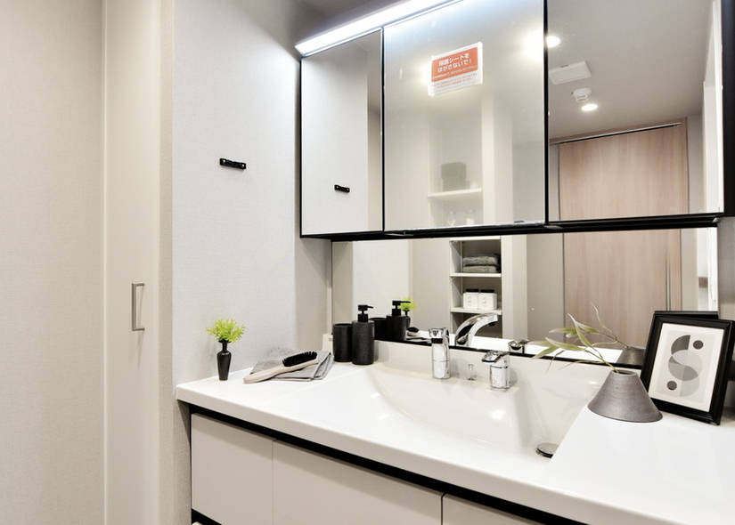 Riverside Kyoto Mansion