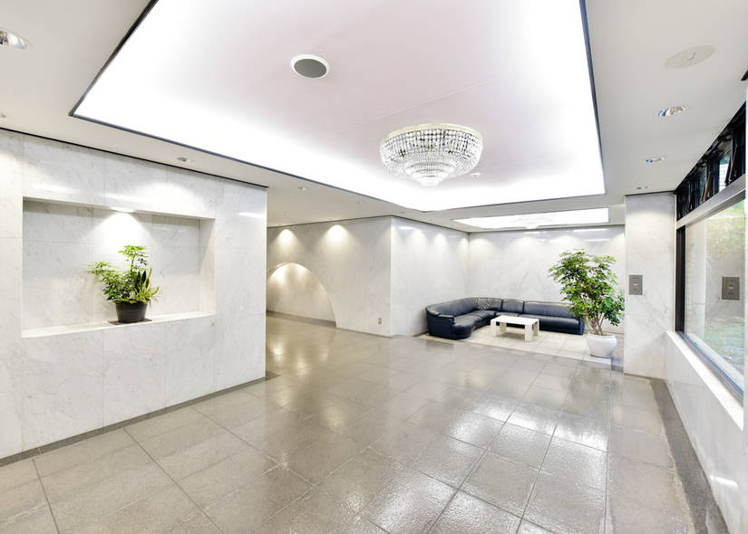 Elza Mikage Hirano A-Building Room 303