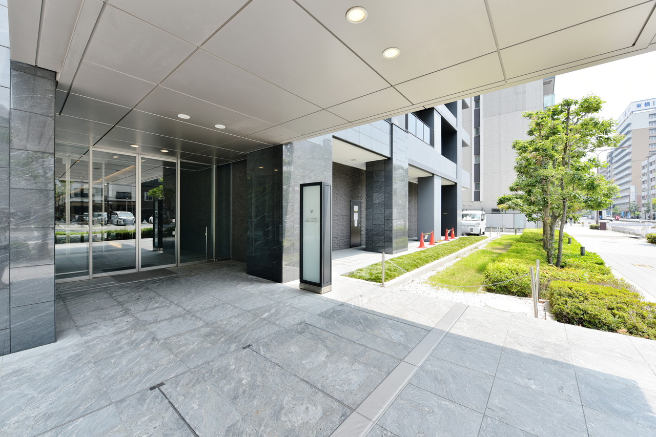 City Tower Umeda East