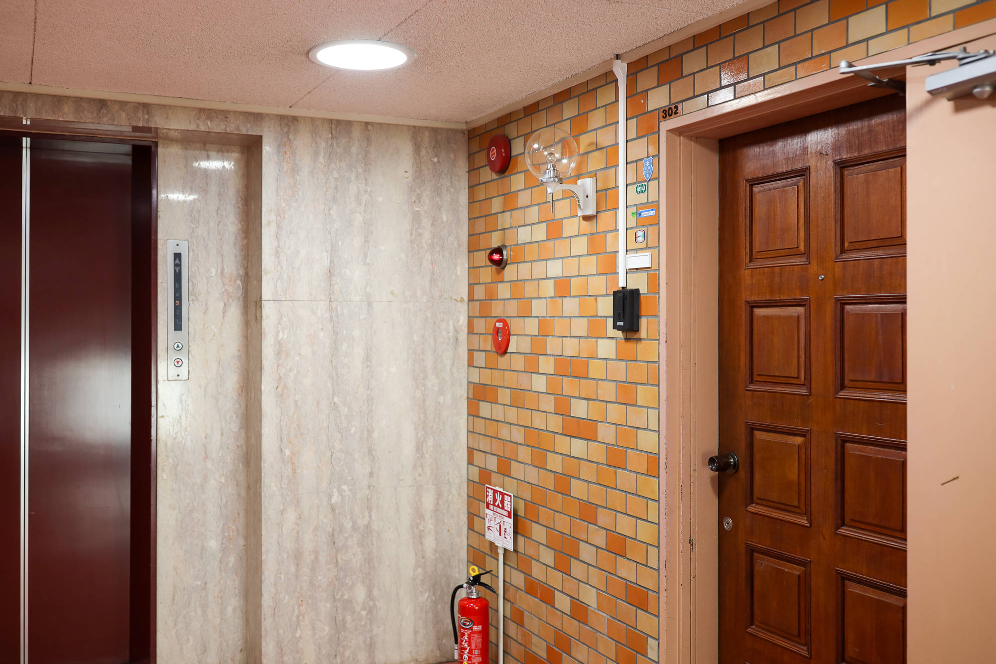 Dai-3 Sky Mansion Kitano Room 302