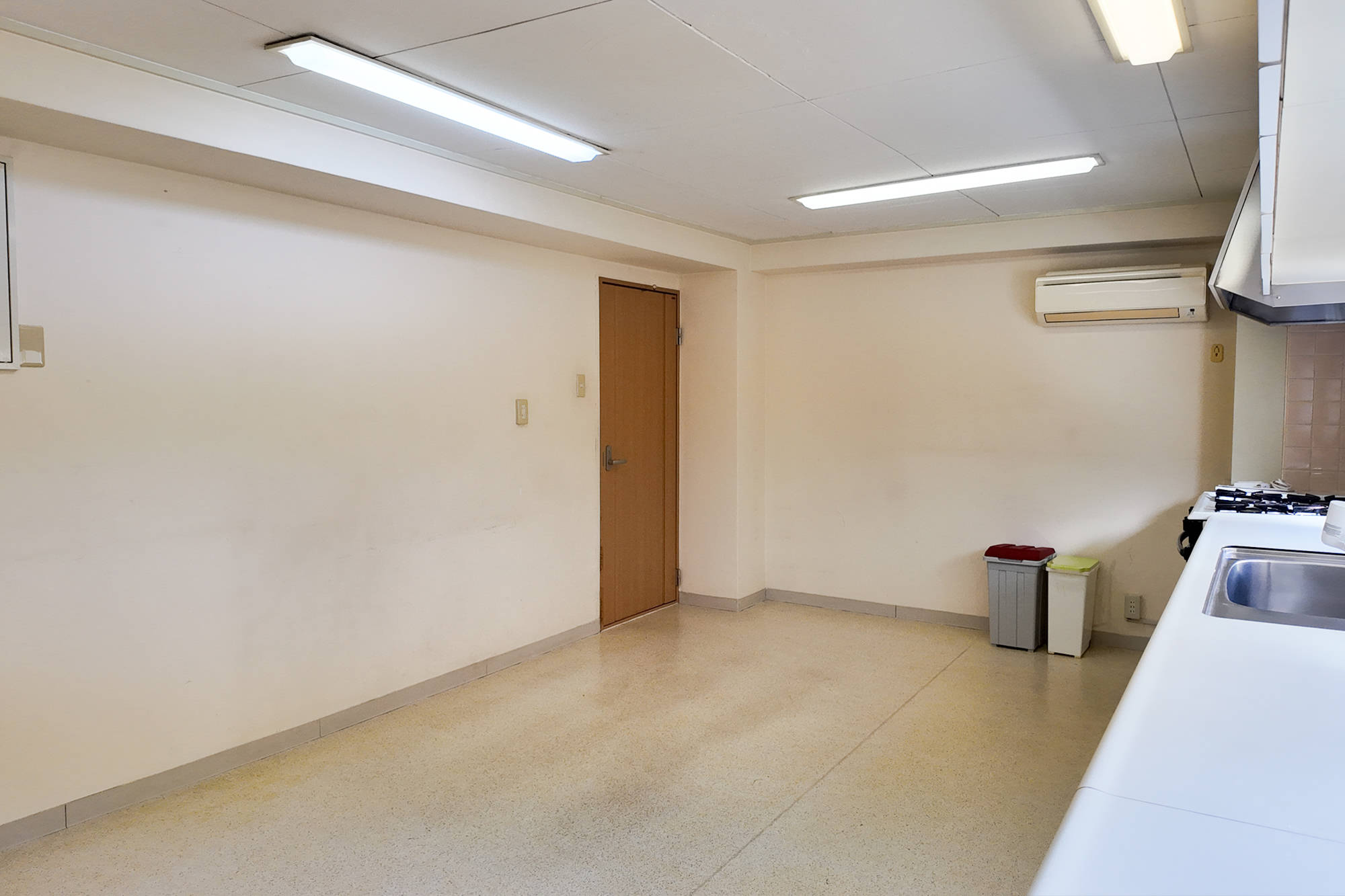 Dai-3 Sky Mansion Kitano Room 302